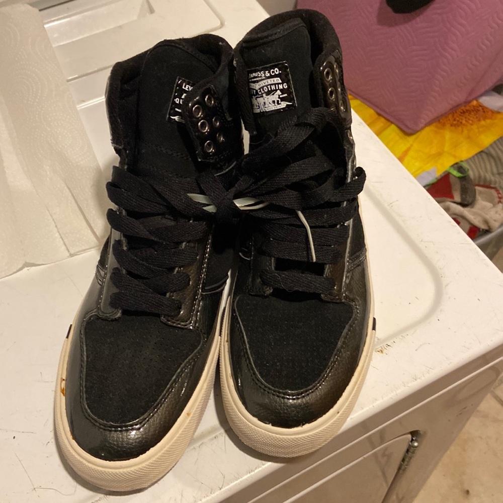 Levi’s never worn.